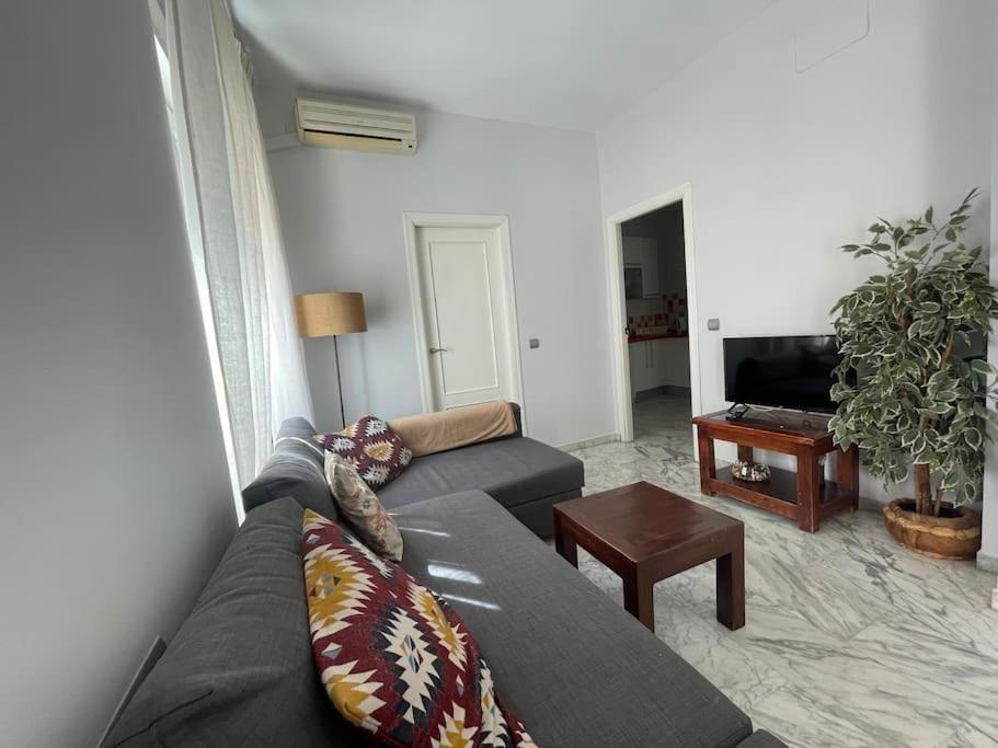 Appartement J2 With Cathedral Views From Terrace *
