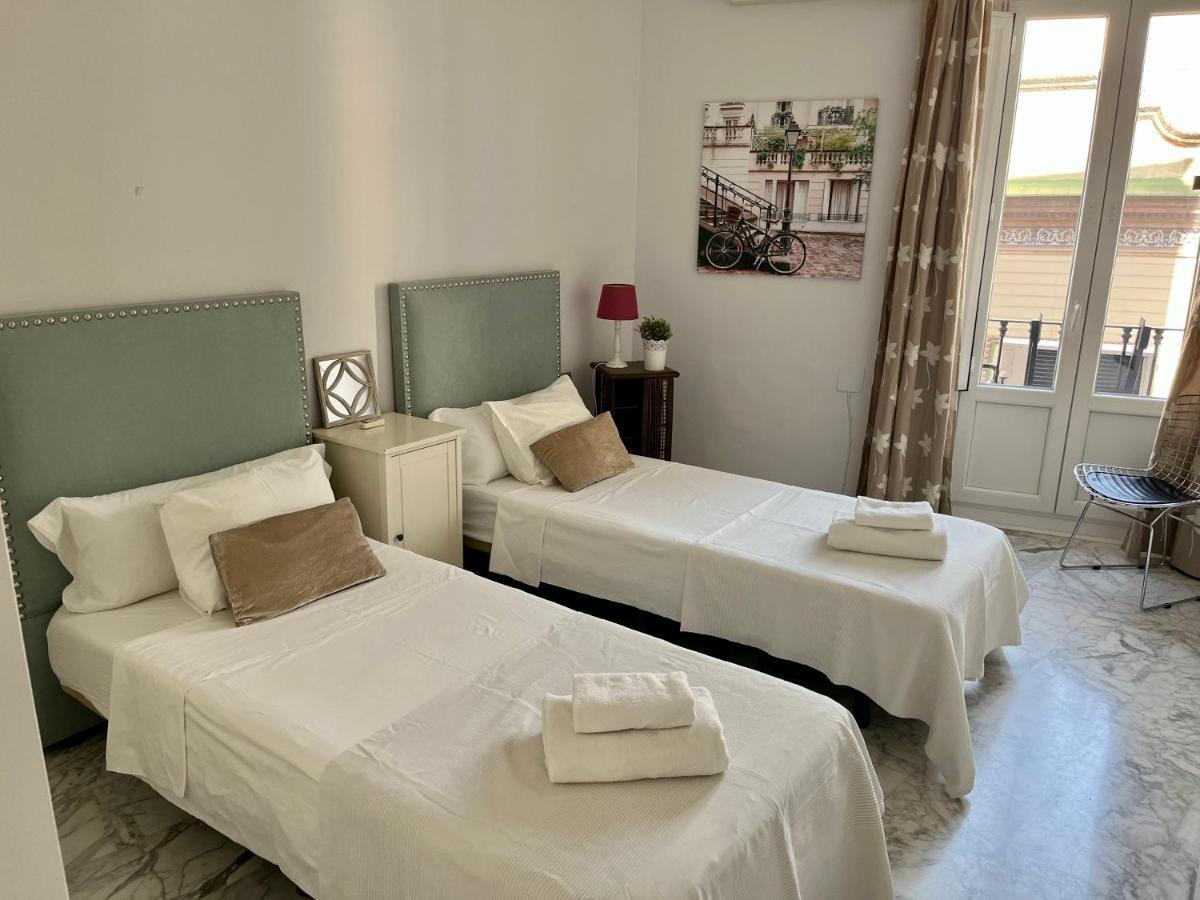 J2 With Cathedral Views From Terrace Apartment Seville