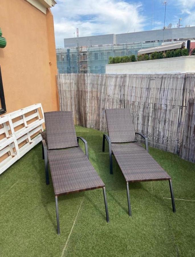 Appartement J2 With Cathedral Views From Terrace *